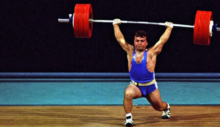 Sekai Mori, ünlü halterci Naim Süleymanoğlu'nun nüfusuna yazıldı