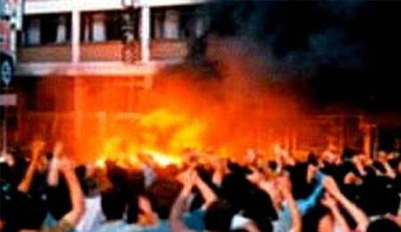 Sivas'taki katliamın ardından 26 yıl geçti: 1993'te Madımak Oteli'nde ne oldu?