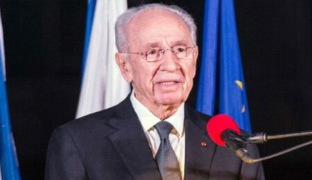 Şimon Peres 93 yaşında öldü