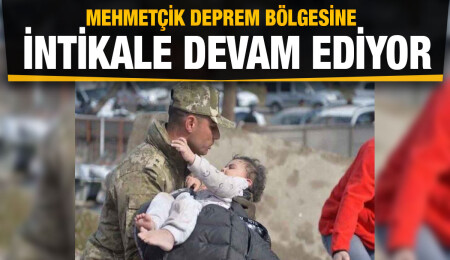 Mehmetçik depremzedelerin yanında