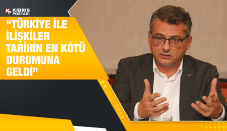 Erhürman: “Halk sokakta her dakika ezilirken, ‘kim bakan olacak?’ kavgası yaşandı”
