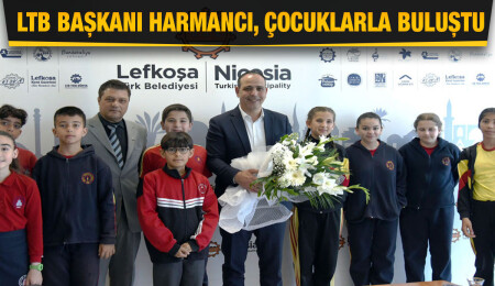 Mehmet Harmancı, çocuklarla buluştu