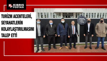 KITSAB yöneticileri Başbakanlığa siyah çelenk bıraktı