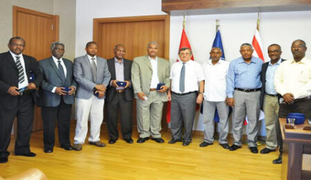 Sudan'lı eski öğrencilerden '22 yıllık' vefa