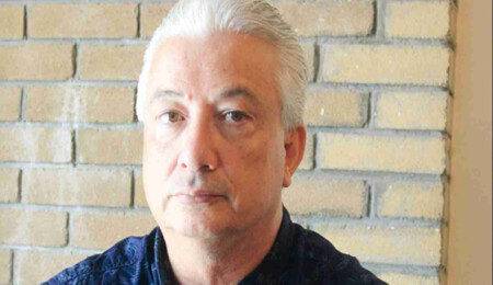 Emlakçılar Birliği Başkanı Sungur, hükümeti KKTC tapularının arkasında olduğunu açıklamaya çağırdı