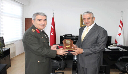 Korgeneral İsmail Serdar Savaş, Taçoy'a iadei ziyaretde bulundu