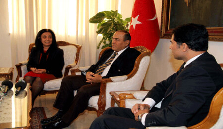 Özgürgün:"Hedefimiz sorunsuz bir TAK"