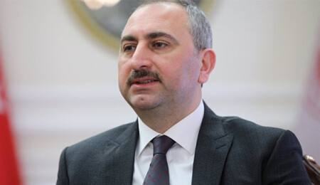 TC Adalet Bakanı Gül: "KKTC'nin refahını Türkiye'nin refahından farklı görmüyoruz"