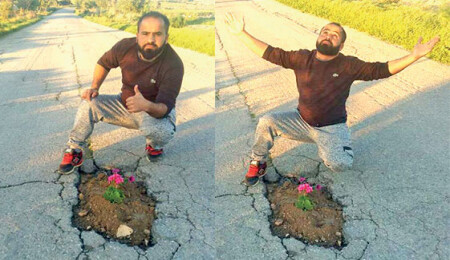 Tepkisini asfalttaki çukura çiçek ekerek gösterdi