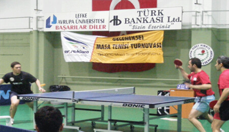 Masa tenisinde 11. hafta maçları oynandı