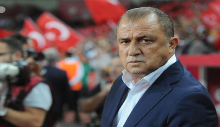 Fatih Terim yeniden Galatasaray'da: "Nerede kalmıştık?"
