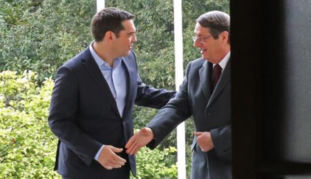 Tsipras, Erdoğan'a Lefkoşa'dan yanıt verdi: "Yunanistan tek başına değil"