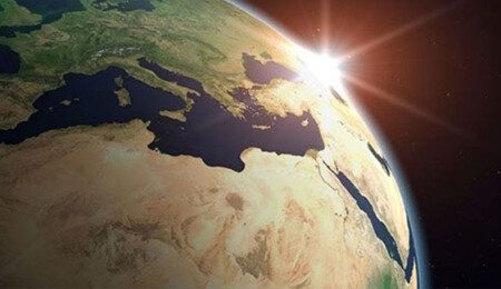 Türk bilim insanı Yıldız: "Dünyanın geride 5 milyar yıl yaşı kaldı"