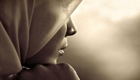 Türban sağ-sol çatışması gibi