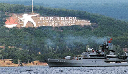 Türk Savaş Gemileri Ege`ye Açıldı... Çanakkale Boğazı`nda hareketlilik...