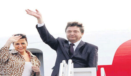Büyükelçi'nin eşi Güney Kıbrıs'a geçti şarap aldı...
