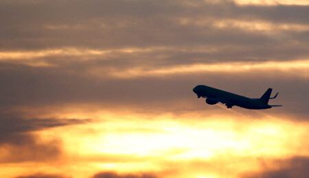 Uçak biletleri, tavan fiyatı aştı