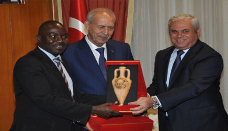 Yorgancıoğlu, Azerbaycan ve Uganda milletvekillerini kabul etti