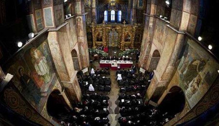 Ukrayna Ortodoks Kilisesi'nin "Otosefal" statü kazanması