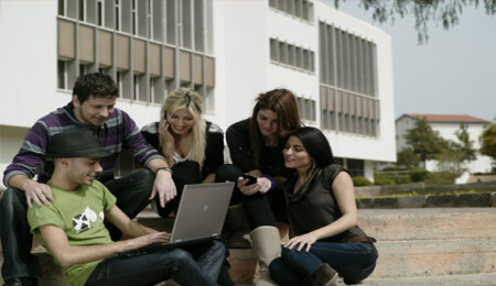 Kuzey Kıbrıs Turkcell'den bayramda SMS rekoru