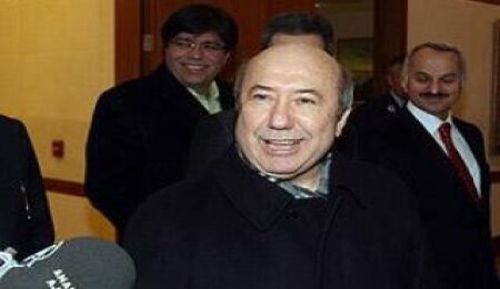 Unakıtan ABD'ye gitti