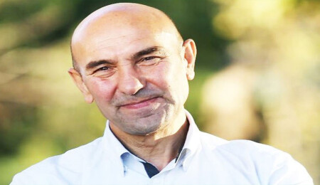 Tunç Soyer'den cami hoparlörlerinden müzik yayınına tepki: "Lanetliyoruz"