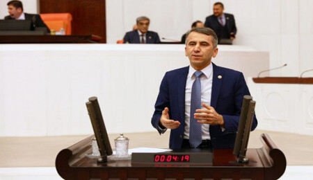 CHP’li Vekil Topal: “Kıbrıs’ta vatandaşlarımız mahsur kaldı”