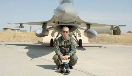 Emekli Tümgeneral Karataş: "En güzel cevap KKTC’ye hava ve deniz üssü”