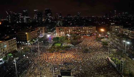 Gazze’de tutulan rehinelerin aileleri Tel Aviv’de dikenli tellerle protesto kampı kuracak