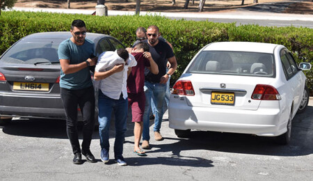 Uyuşturucu alışverişine polis baskını