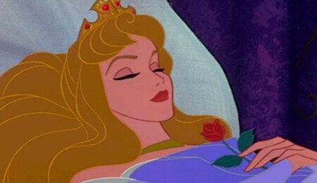 ABD'li yapımcının 'Uyuyan Güzelin' sonunu değiştirdiği evlenme teklifi viral oldu