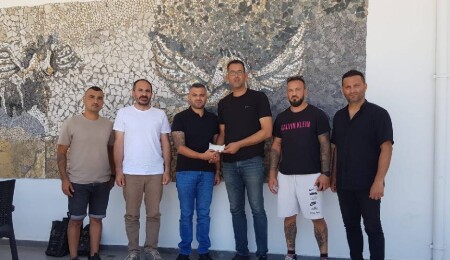 1. Famagusta Maraton Halk Koşusu’nun geliri Şampiyon Melekleri Yaşatma Derneği’ne teslim edildi