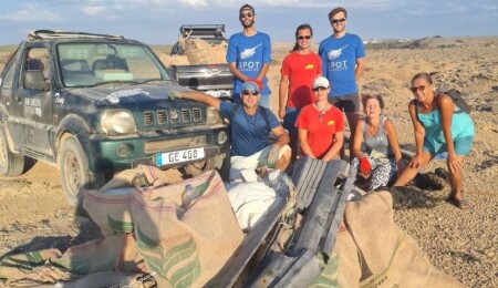 Akdeniz Sır Sahili'nde 235 kilo plastik atık toplandı