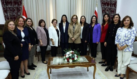 Fazilet Özdenefe, Girne Emekçi Kadınlar Kooperatifi heyetini kabul etti 