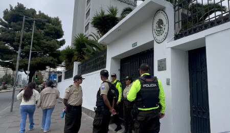 Ekvador polisi, Meksika Büyükelçiliği'ne sığınan eski başkan yardımcısını tutukladı: İlişkiler askıya alındı