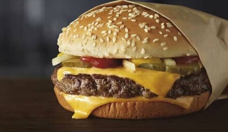 McDonald’s puts Quarter Pounder Back on its Menu