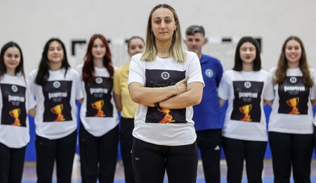 İlkokul bahçesinde başlayan "Poyrazın Kızları"nın hikayesi Süper Lig'e taşındı