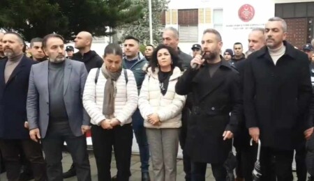 Sendikalardan Meclis önünde ortak mesaj: Yeter artık talimatlarınız, düşün artık bu halkın yakasından!