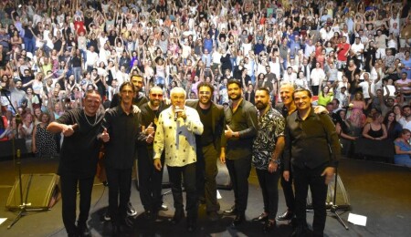 Gipsy Kings Girne’de unutulmaz bir konser verdi