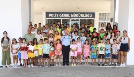 Dört İşlem Eğitim Merkezi öğrencileri, Polis Genel Müdürlüğü’nü ziyaret etti