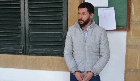 Haspolat'taki kundaklama davası: Zanlının evinde bulunan terlik izi, yangın yerindeki izle eşleşti!