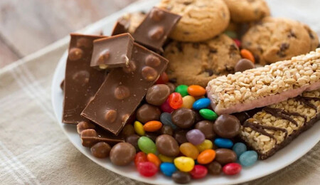 Hamilelikte abur cubur tüketimi yenidoğanda alerji riski yaratıyor