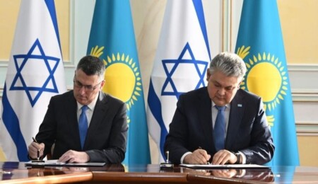 Kazakistan ile İsrail arasında vizesiz seyahat için niyet muhtırası imzalandı
