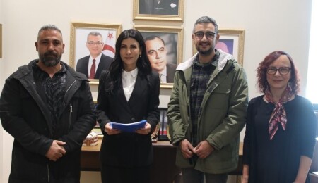 Beleşe Deniz Plajlar Halkındır üyeleri, Fazilet Özdenefe'ye yasal düzenleme önerisi sundu