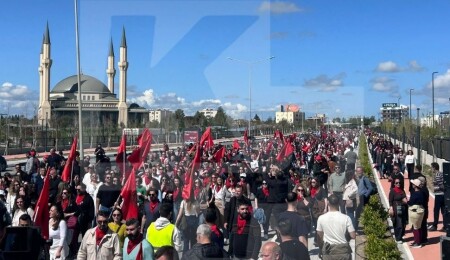 Sendikaların hükümete verdiği yarım saat doldu: Hükümetten açıklama yok