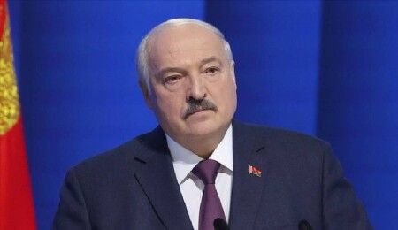 Lukaşenko, Trump'ın Ukrayna'da barış istiyorsa meseleye dikkatli müdahil olmasını istedi