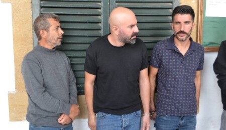 Meriç’te bahçesinde hintkeneviri yetiştirdi, evinde 2 kiloyu aşkın uyuşturucu bulundu