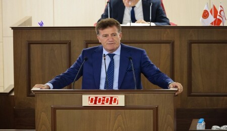 Erhan Arıklı: Ercan’a daha da büyük otel yapılsa keşke…