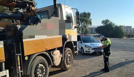 Girne- Lefkoşa ana yolunda yasak bölgeye giren 12 kamyon sürücüsü rapor edildi