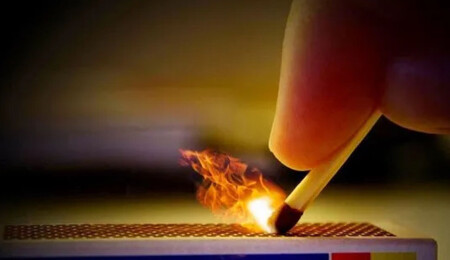 Limasol’da dört araç ve bir büfe kundaklandı